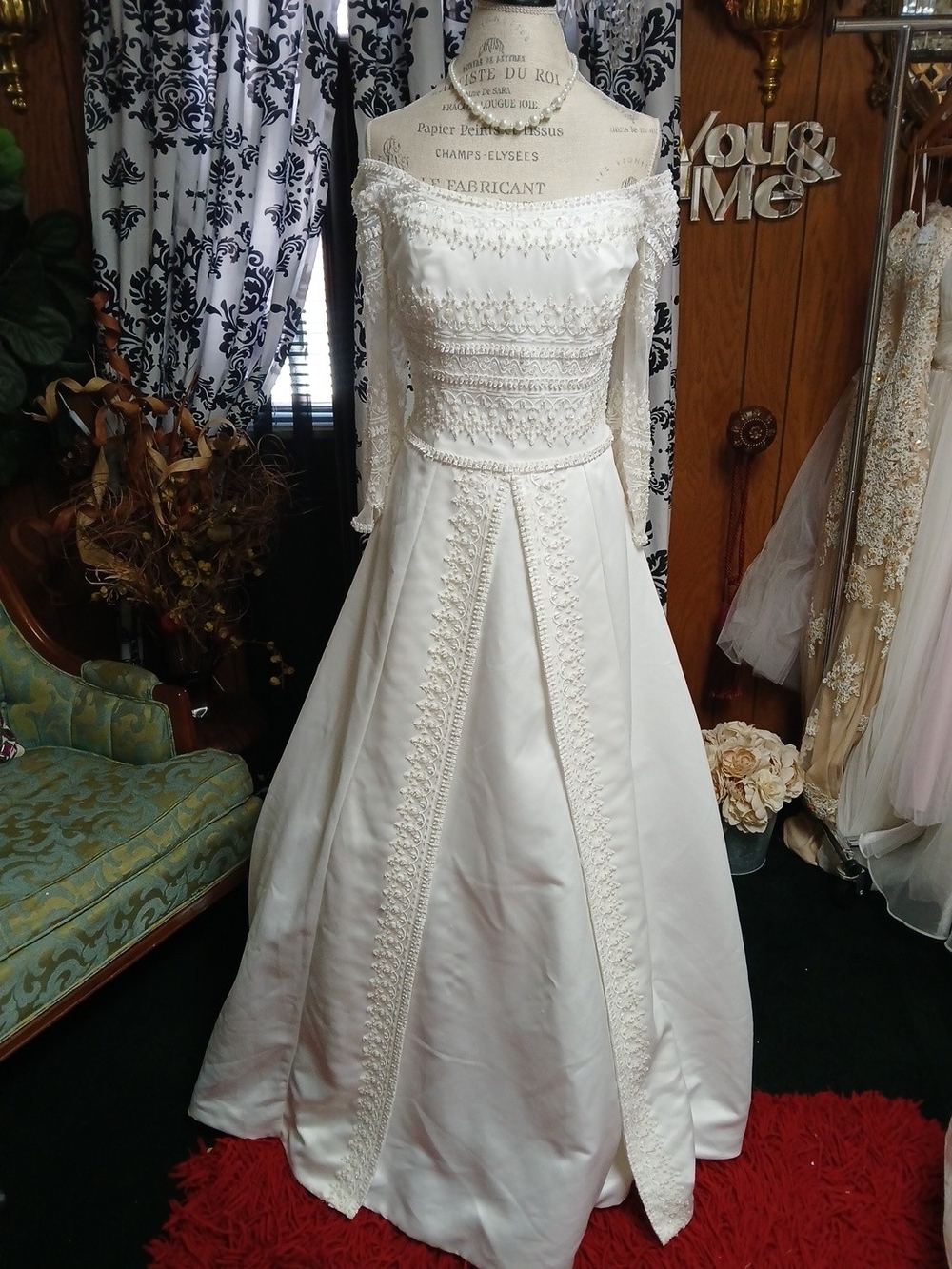 Mori Lee Vintage Off-Shoulder Ivory Lace-Trim Bridal A-Line Dress Size 16